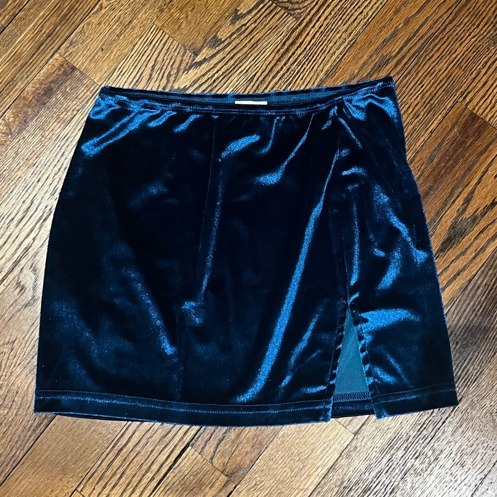 Blue velvet skirt